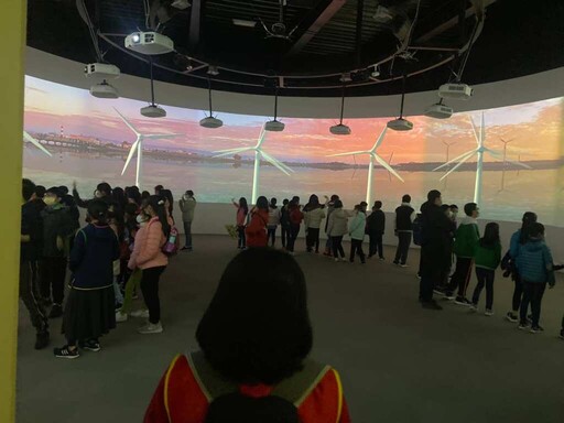中市暑期推出「最美」生態導覽 深度探索高美濕地之美