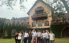 觀旅局拓展台中機場國際航線 邀日本高松機場代表打卡最夯景點