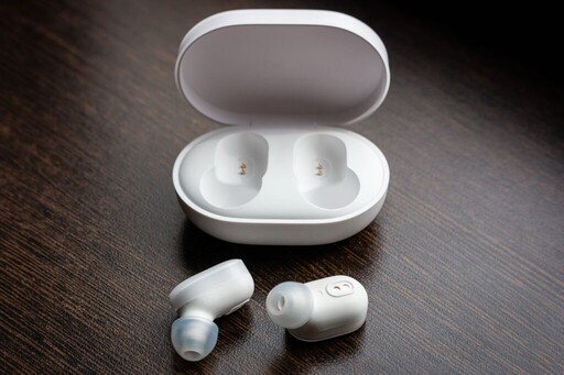 2023年10款耳塞推薦｜泡綿、矽膠耳塞怎麼選？耳舒適、Mack’s、Bose耳塞評價