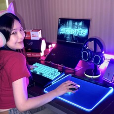 電競世界盃點燃暑假消費熱潮！PChome揭露最新電競市場趨勢 RTX 50顯卡、ROG電競桌機稱霸熱搜榜 電競筆電買氣月增30% 獨家優惠開跑！入手指定筆電抽10,777 P幣、三星49型曲面電競螢幕