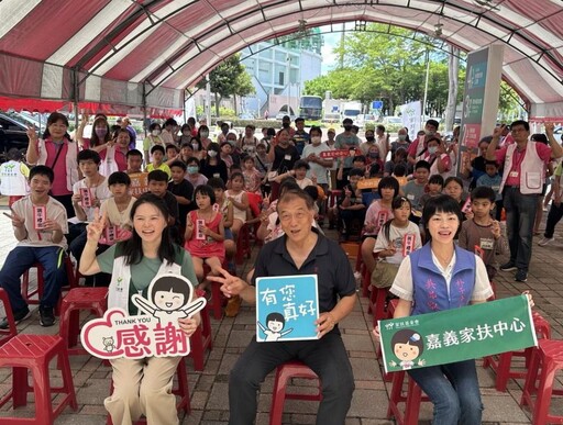 嘉義家扶親子共傳承 綁粽立蛋迎端午