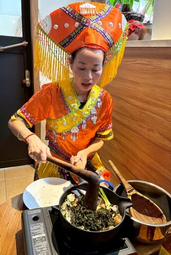 打油茶體驗 移民署邀新住民品嚐阿里山茶香的桂式咖啡