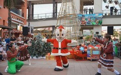 聖誕送禮季開跑 高雄草衙「雪境童話村」浪漫登場