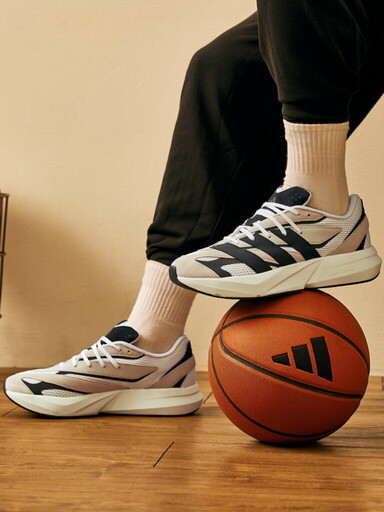 adidas Sportswear Essentials系列開學新登場！