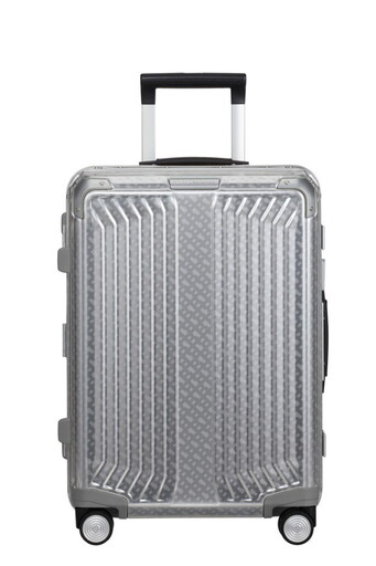 『當 BOSS 遇上 Samsonite』 Next Destination 全新聯名款銀色鋁箱 LITE-BOX ALU 限量亮相!
