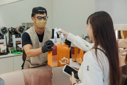 全台最香的烏龍奶茶店席捲台中人氣商圈!