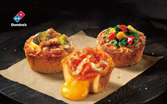 達美樂「熔岩披薩馬芬」歡慶賣爆6座玉山高度！再推出「海辣素」3款新口味，嚐鮮價3入169元起！