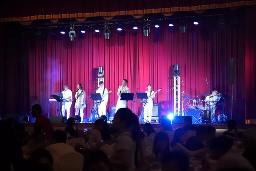 圓山星空BBQ開烤!松葉蟹、和牛漢堡無限享!live樂團、萬元大獎、中秋最Chill派對!