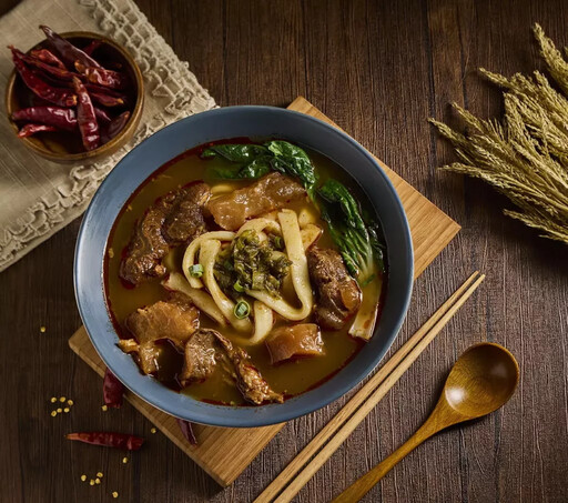 榮獲台北牛肉麵節肯定!「這一鍋」再推桂冠聯名新品 打造秋冬最強火鍋CP