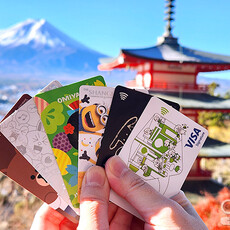 自由行跟團遊都好康 信用卡折2千送行李箱