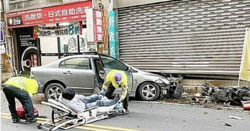 你累了嗎！桃園轎車逆撞機車再擊落1人 害瓦斯管線斷裂狂洩