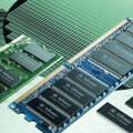 DDR4熱賣仍難補Q2匯損 南亞科11日慘逼跌停