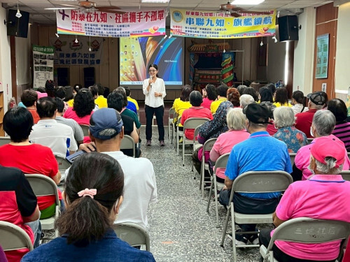 青春專案啟動! 網路陷阱處處在,青少年暑期上網要小心!