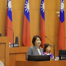 周春米縣長施政報告推動五大策略 宣布115年起「未滿一歲嬰幼兒營養補助金」 最高可領2萬4千元 讓全齡照顧更升級