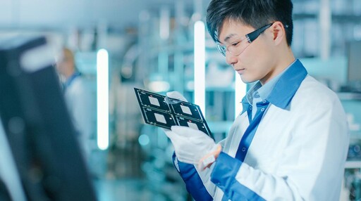 半導體自主化浪潮：疫情衝擊下全球積極重塑晶片供應鏈