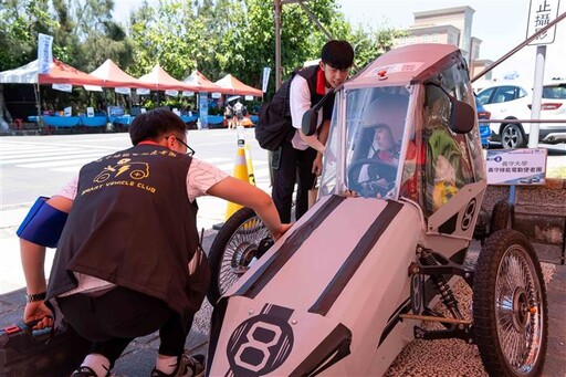 福特六和汽車與車輛中心攜手 廣築青年學子造車競輪的伸展台