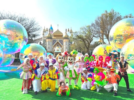 六福村春季慶典 炫彩巨型泡泡球超放閃 「無人機夜光秀」點亮夜空