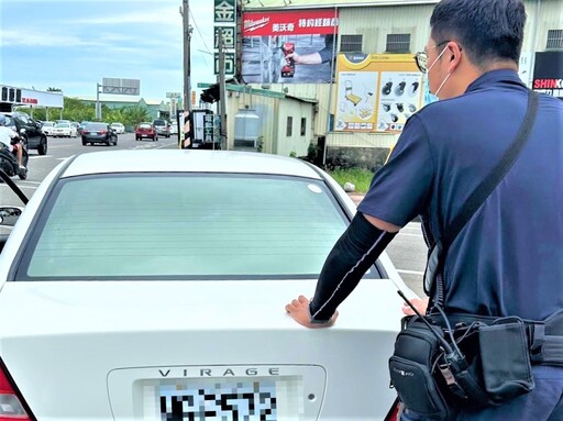 車輛熄火停路中 後湖警即刻救援