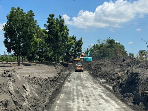 大樹舊鐵橋溼地公園災後清理| 水利局迅速恢復園區休憩場域