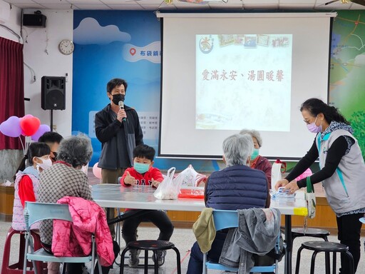 聖誕踩街幸福行 將愛與祝福傳遞給民眾