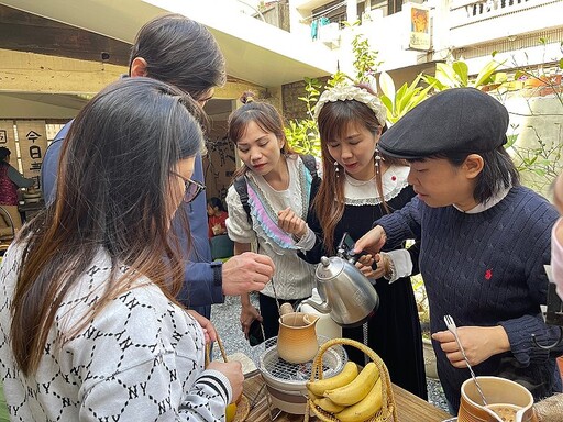 邀新住民品嘗罐罐茶 一起圍爐煮茶話來年