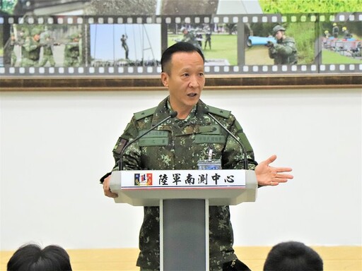 拉進官兵眷屬與部隊距離 陸軍南測中心辦理懇親會、新春揮毫