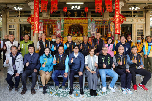 陳其邁阿蓮、田寮兩廟宇發送開運紅包