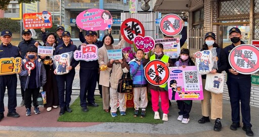 喜迎國小開學日 嘉市警守護學童揪甘心