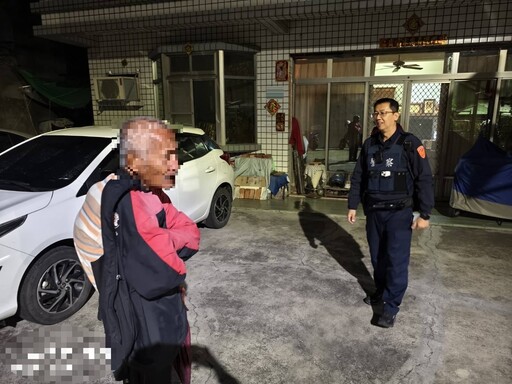 夜間迷途走陸橋 北興警護送老翁安全返家