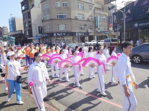 太極門竹北道館「祥龍賜福-傳愛寰宇」踩街送祝福熱鬧登場