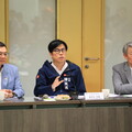 陪同卓揆出席高雄地區產業座談 陳其邁呼籲化危機即轉機