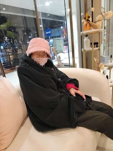 風雨夜八旬婦迷途街頭 暖警護送平安返家