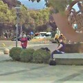 女兒一去不復返 公園警受婦人求助迅速尋回