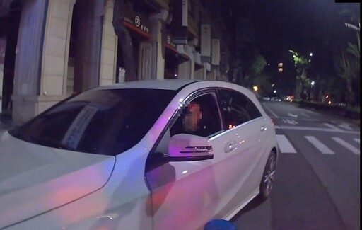 【有影】毒販撞警拒檢!藏617公克毒品咖啡包落網!