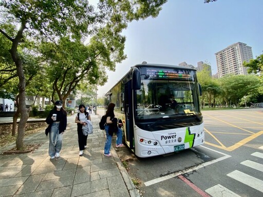 中市交通卡用戶破187萬 23條公車進校園