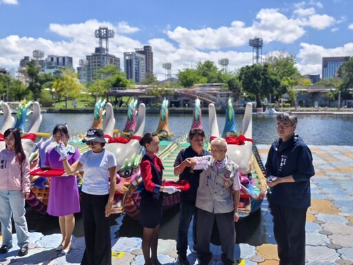 高雄端午龍舟賽5/30登場 副市長李懷仁主持點睛祈福儀式