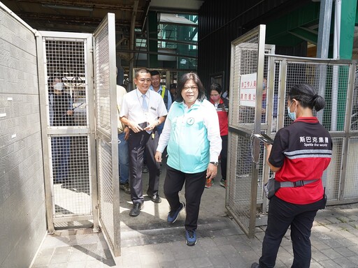 嘉義車站增設出口、便民設施及防護 王美惠會勘爭取一次到位