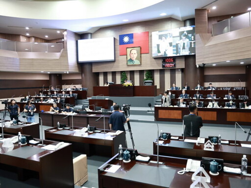 南投議會縣政總質詢首日 多位議員關心垃圾處理問題
