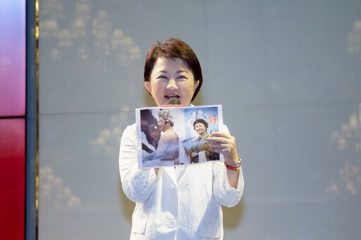 胡志強新書發表會在台中舉行 盧市長肯定其任內施政