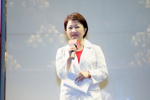 胡志強新書發表會在台中舉行 盧市長肯定其任內施政