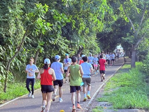 荔枝半程馬拉松 潭雅神綠園道開跑