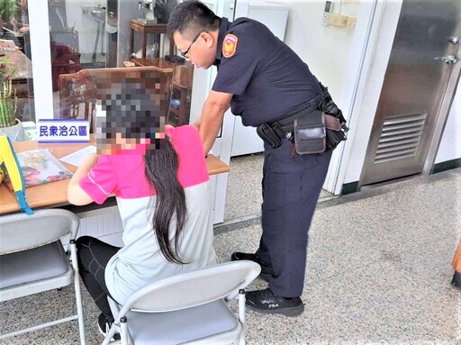 罹病女子生活困苦 長竹警協助申請紓困金