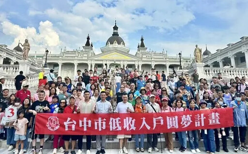 獨家/江和樹再缺席黃國昌宣講!「動員天王」率4千人爽遊義大世界