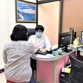 炎夏頻繁進出冷氣房 小心中暑慢性熱傷害