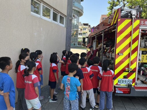 五權國小消防體驗 增強學生消防安全意識