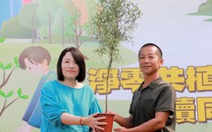 嘉義智選假日酒店攜手公興社區 共植永續「明日方洲」