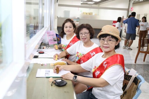 嘉市支持女力創業圓夢 「海拾創藝」讓海廢玻璃華麗變身