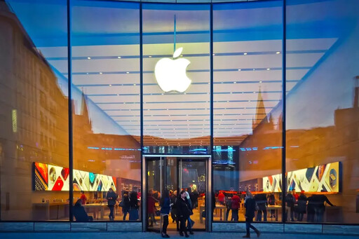 蘋果傳明年發布全新iPhone機型 更輕也更貴
