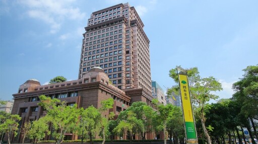 國泰金股價再寫波段新高 市值正式突破兆元