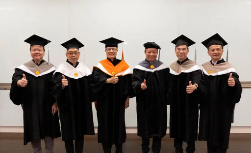 玉山金創辦人 黃永仁獲頒台北大學名譽博士